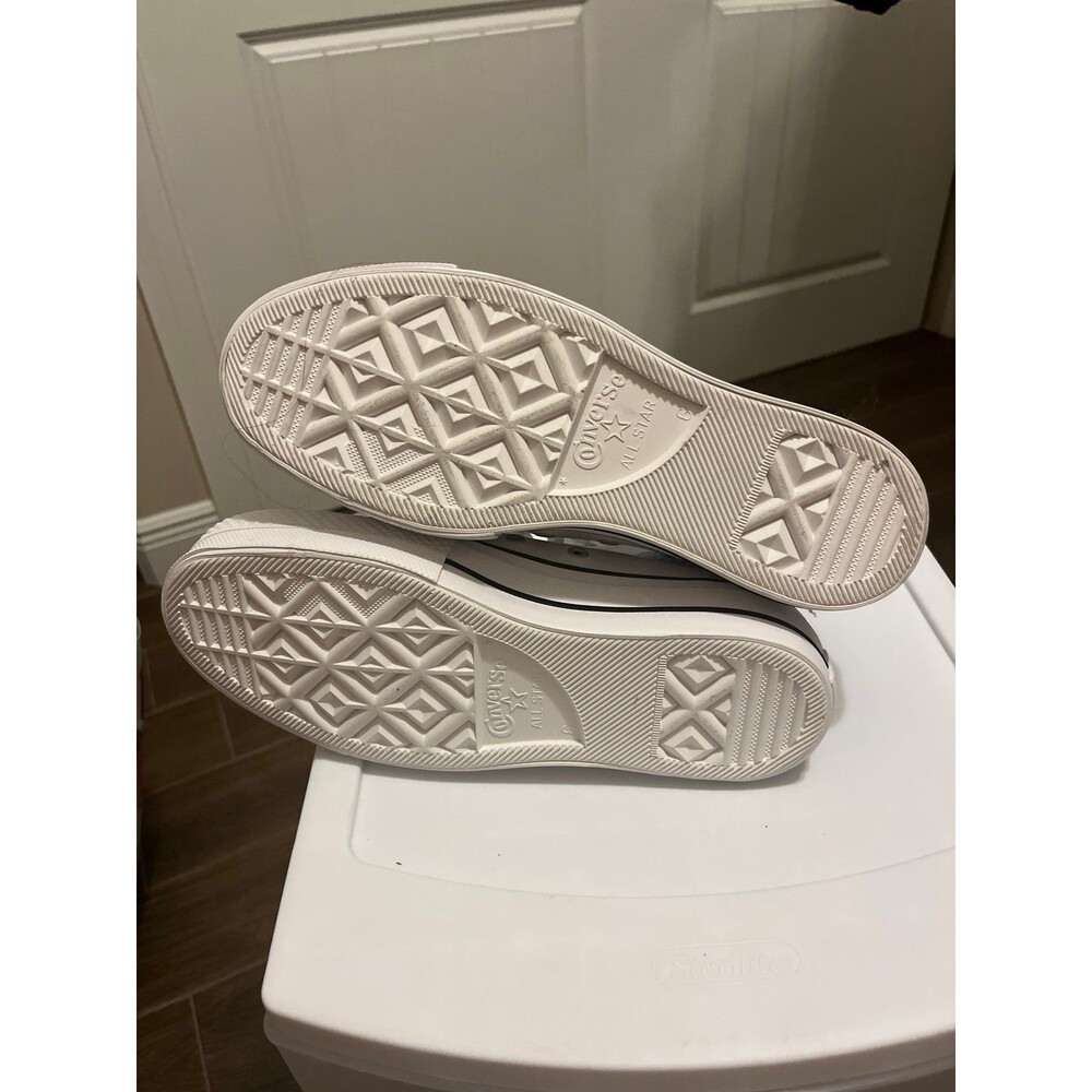 Converse Chuck Taylor All Star Lift HI White Men Unisex
Casual Shoes 561676C - Picture 6 of 8